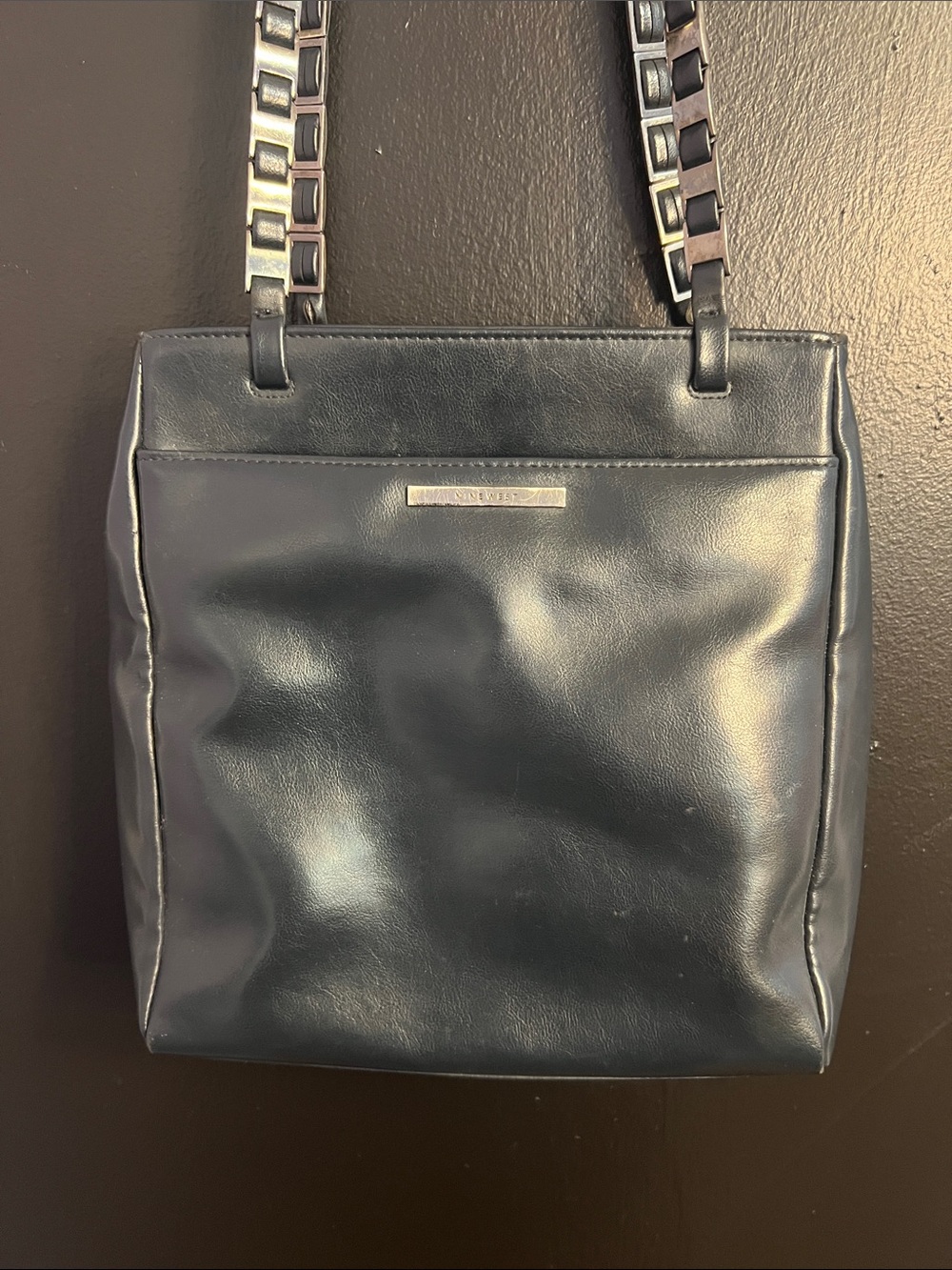 Vintage Nine West Navy Leather Tote Bag with Pewter Chain Strap - Picture 2 of 5